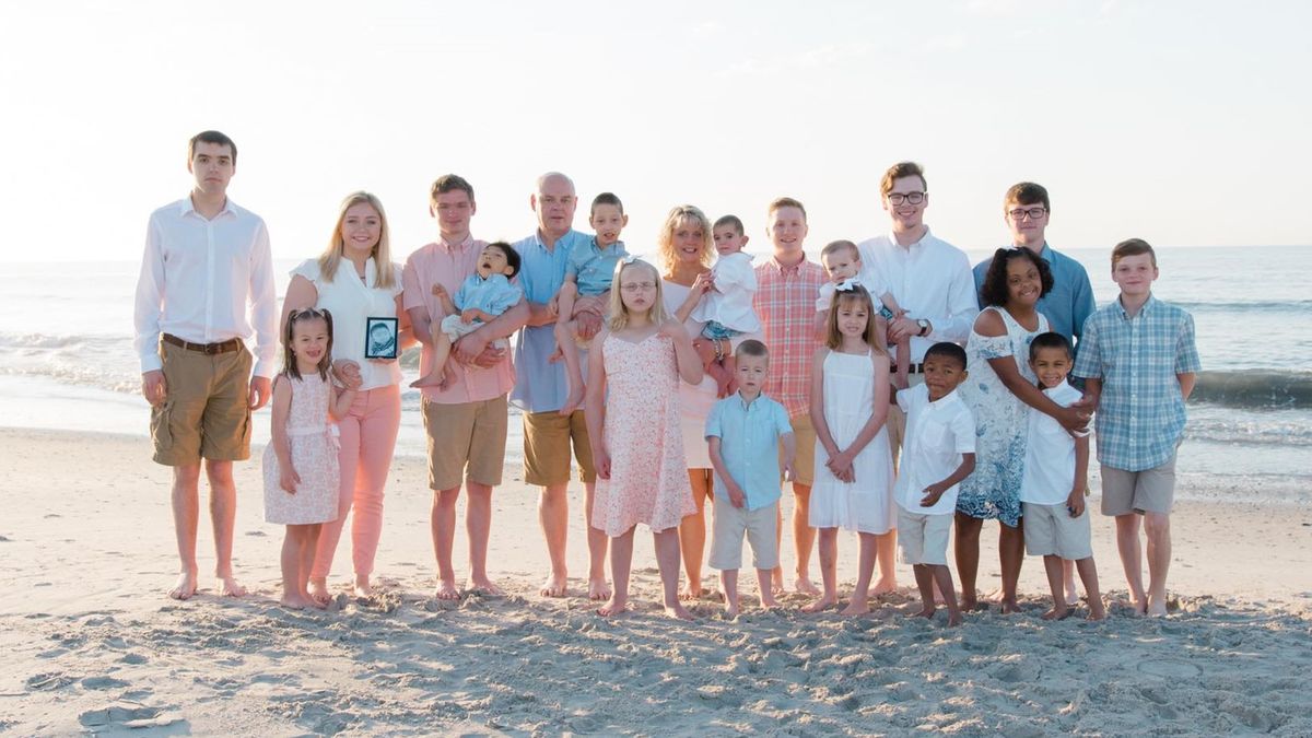 Brittany Jencik z USA ma 18 dzieci.