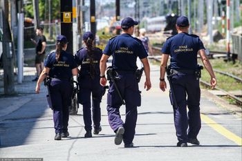Pilnują kolei, będą mogli więcej. Oto zarobki "na rękę"
