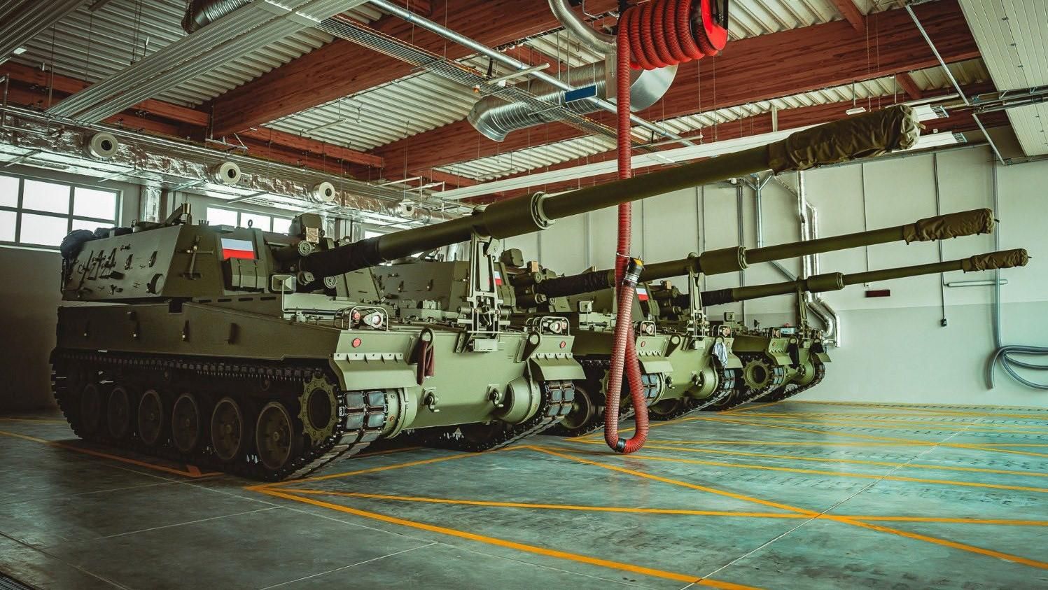 Kolejne armatohaubice K9 dostarczone do Polski