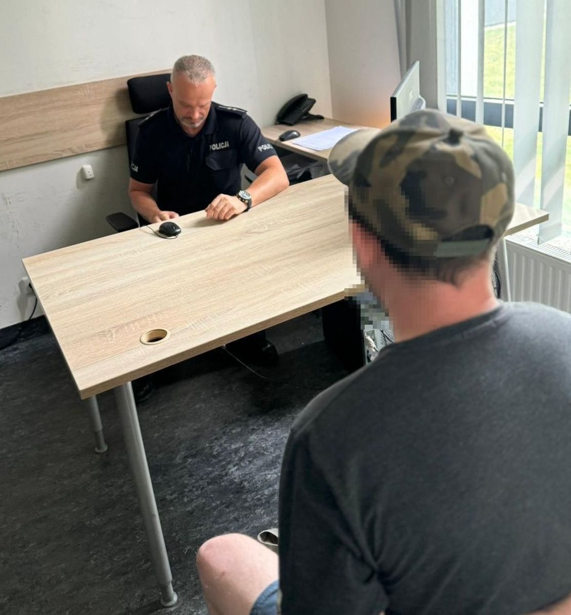 41-latek zgłosił się na policję