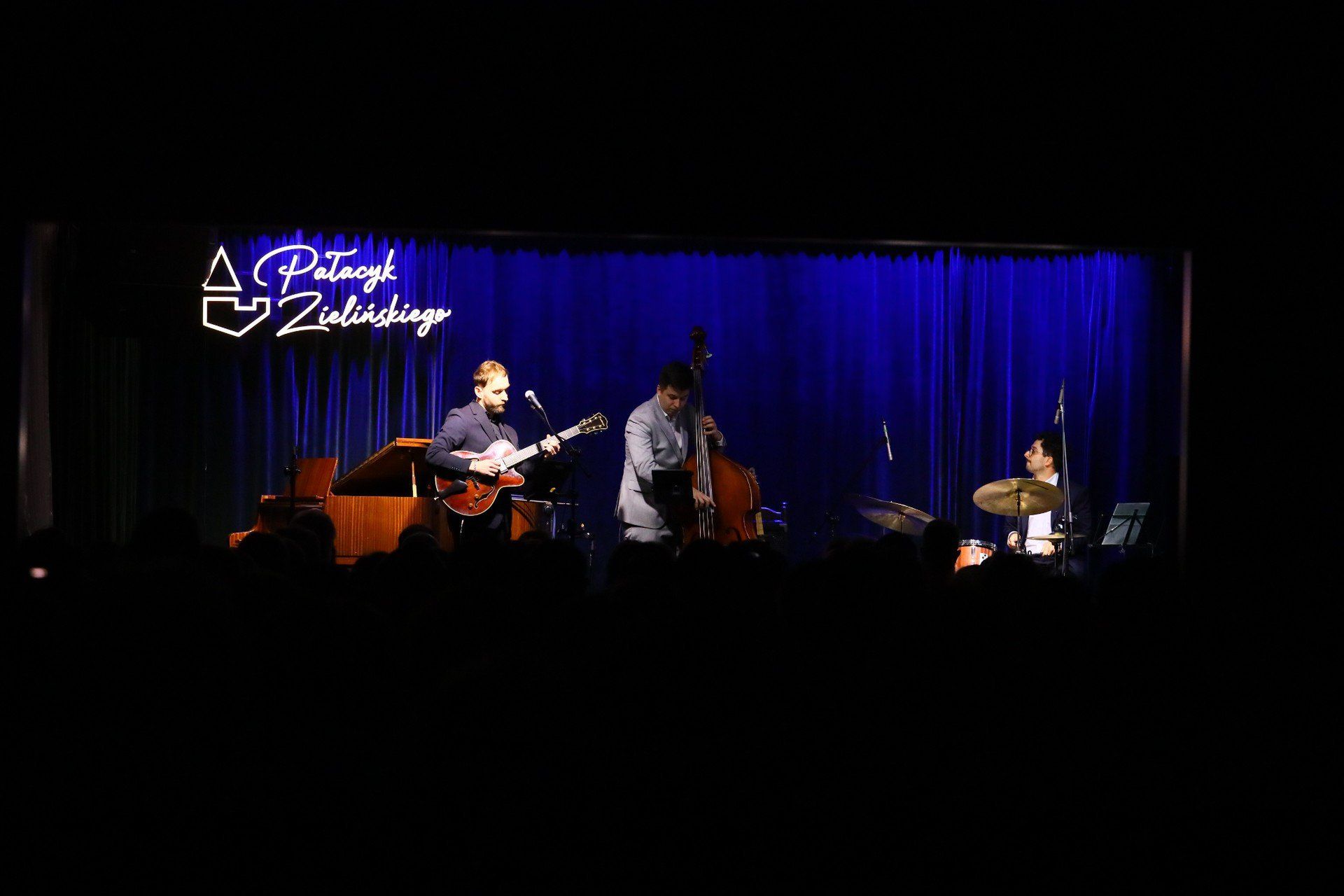 Oba tria oczarowały publiczność Domu Środowisk Twórczych 