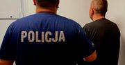 Radomsko: Kuriozalna kryjówka. Zdradził go wystający łokieć