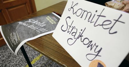 Zbliża się nowy rok szkolny. Będą strajki nauczycieli? Piontkowski: nie wiem
