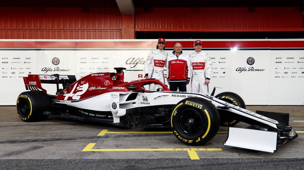 Alfa Romeo pokazała barwy F1 na sezon 2019. Na bolidzie będzie więcej czerwonego