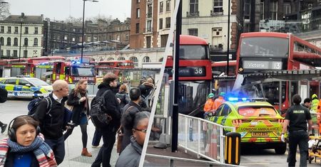 Tragedia w centrum Londynu. Piętrus wbił się w przystanek