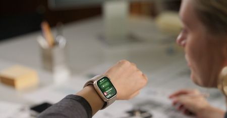 Smartwatch z certyfikatem wyrobu medycznego z całodobowym pomiarem ciśnienia tętniczego - HUAWEI WATCH D3 - debiutuje w Polsce