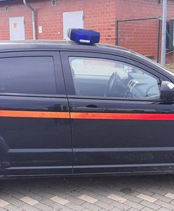 Zatrzymali "polską karetkę". Niemcy zapakowali wszystkich za kraty