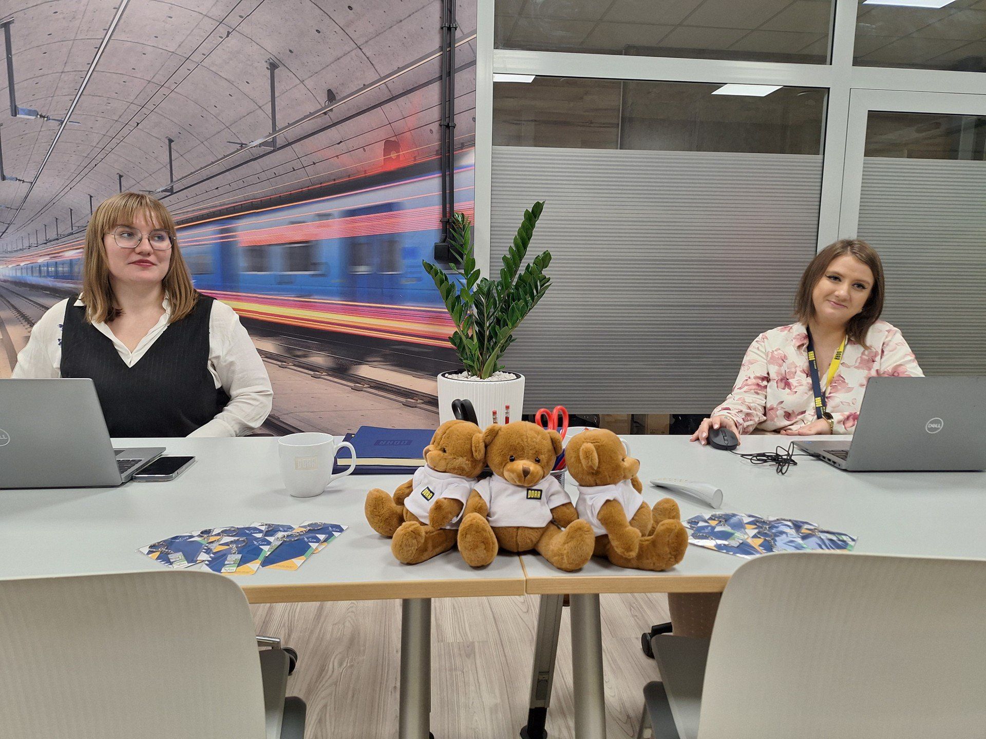 Nowy punkt informacyjny mieści się w hallu dworca Łódź Fabryczna od strony ul. Lindleya