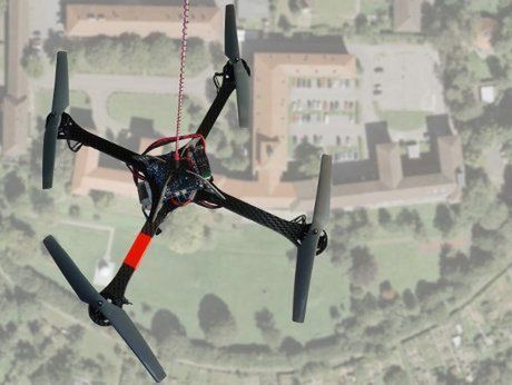 Automatyczny UAV sterowany Wiimotem czyli Quadracopter