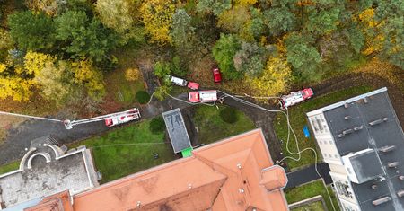 Ćwiczenia strażaków w chodzieskim szpitalu. Była ewakuacja pacjentów
