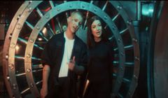 Wspólny klip Ekipy i Roksany Węgiel hitem internetu. Zdjęcia do teledysku kręcono w siedzibie NBP