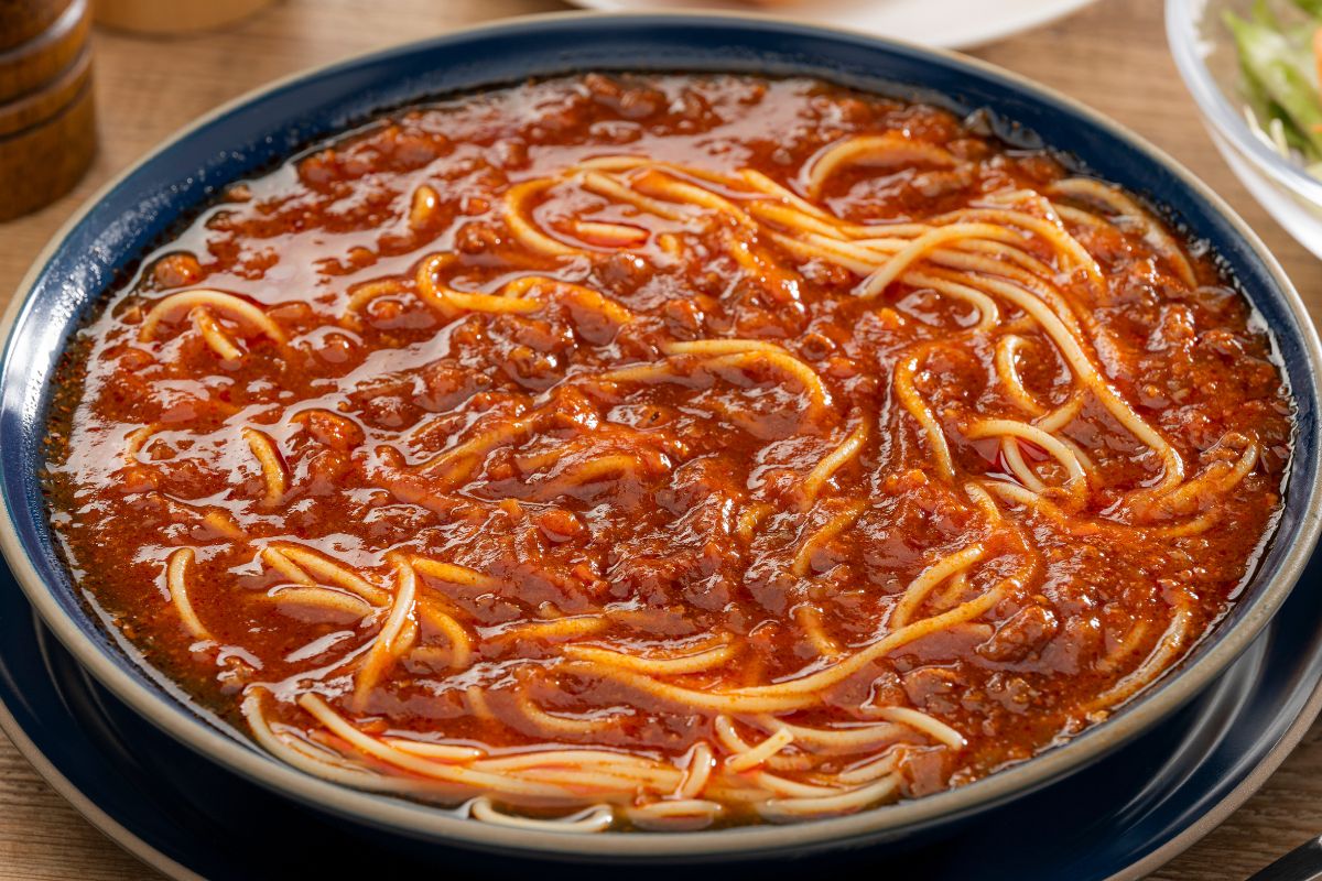 Zupa inspirowana kultowym daniem kuchni włoskiej