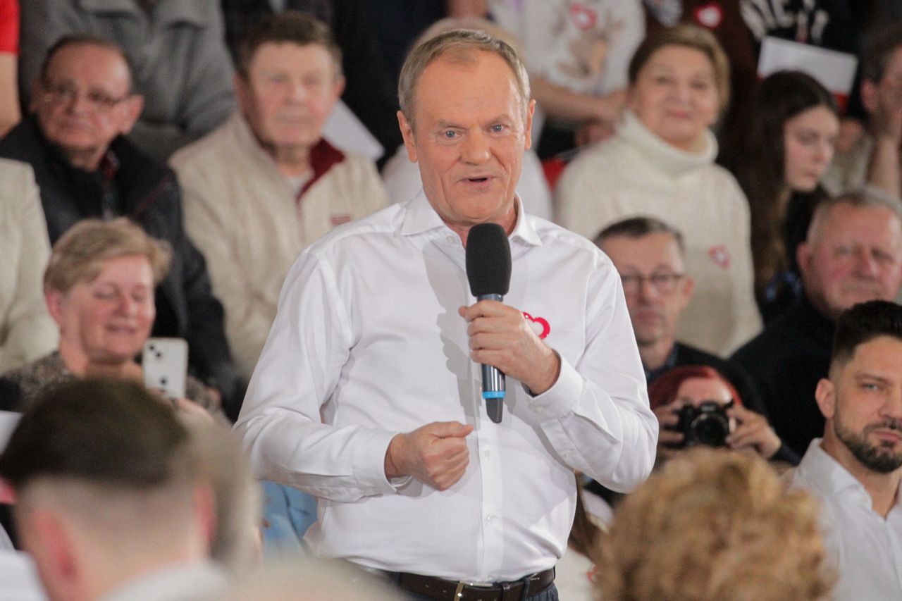 "Rozpętało się piekło". Tusk reaguje ws. CPK