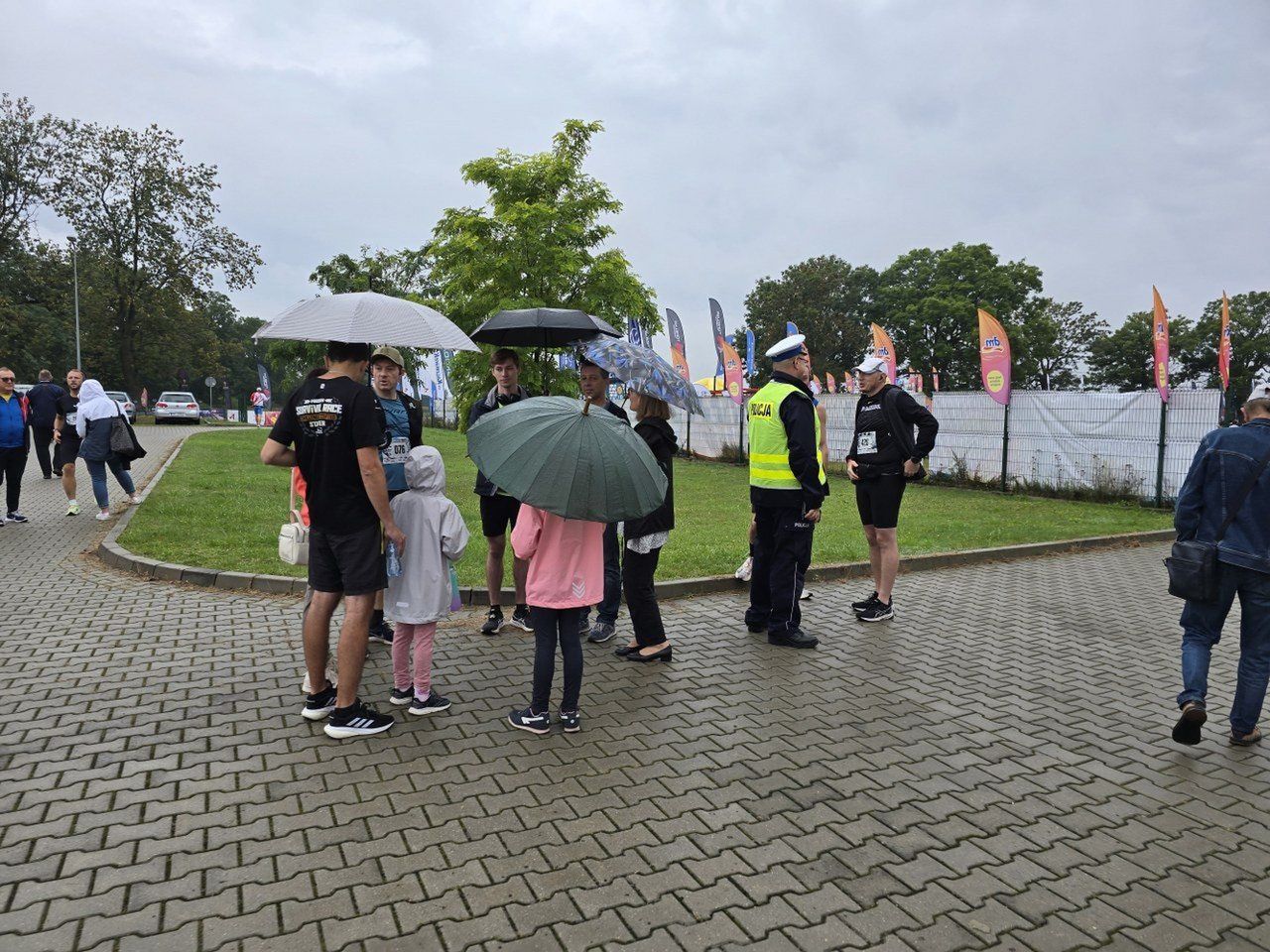 Kilkuset zawodników stanęło na starcie C&amp;C Partners Półmaratonu Leszno