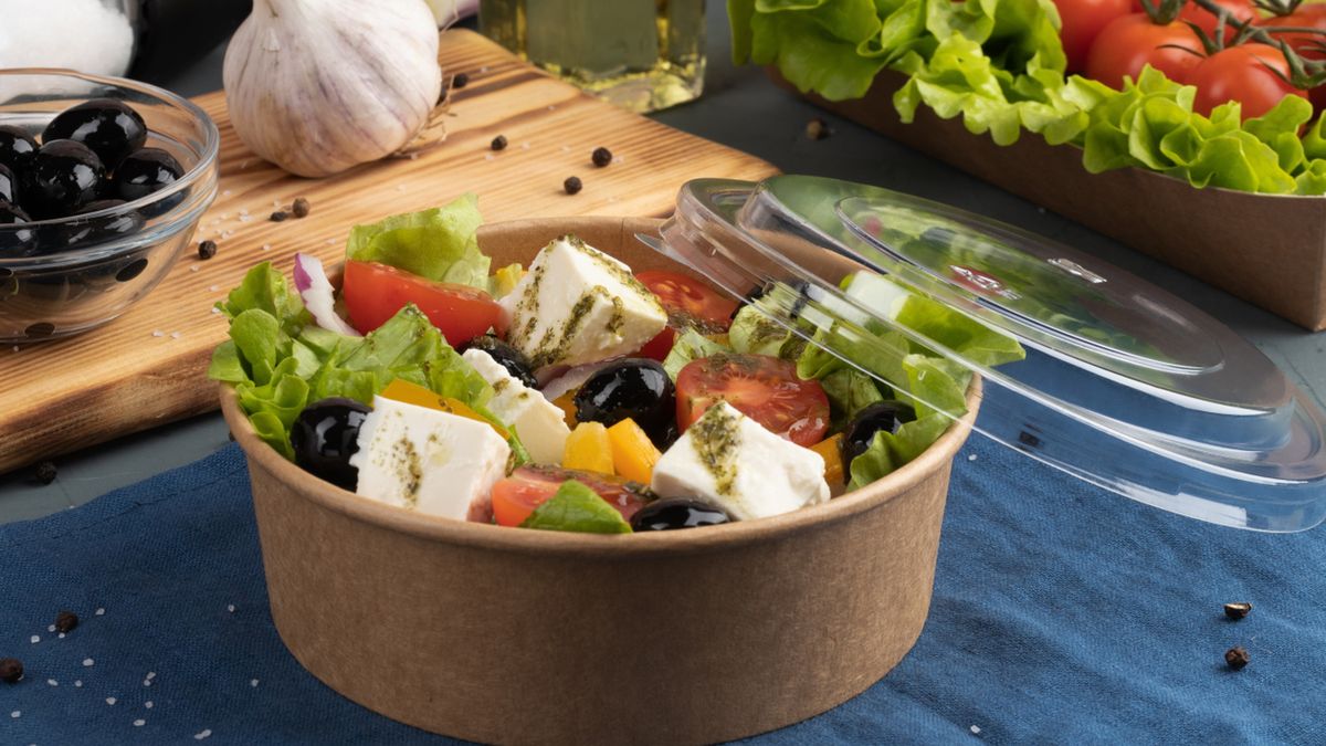 Sałatki do pracy to najlepszy pomysł na drugie śniadanie