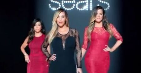 Kim Kardashian z siostrami reklamuje ubrania własnego projektu!