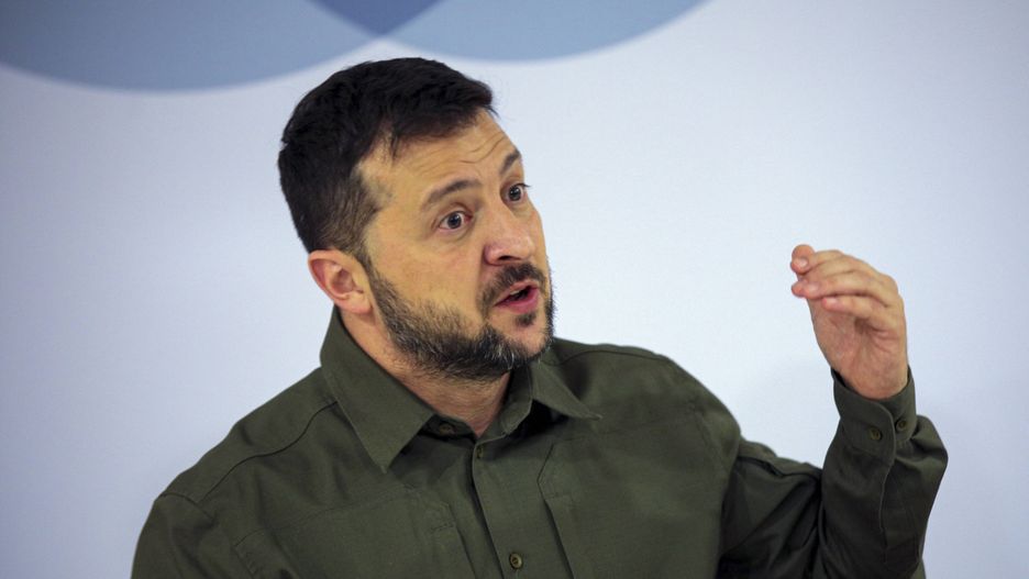 Obywatele Ukrainy mniej  niż w pierwszych miesiącach wojny wywołanej przez Putina ufają swojemu prezydentowi Wołodymyrowi Zełenskiemu