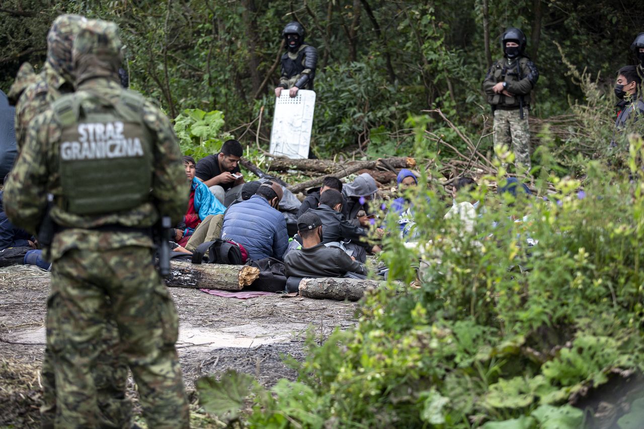 Na granicy: Migranci, uchodźcy, ludzie