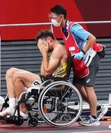 Tokio 2020. Dramat Niemca. Płakał z bólu, wywieźli go na wózku