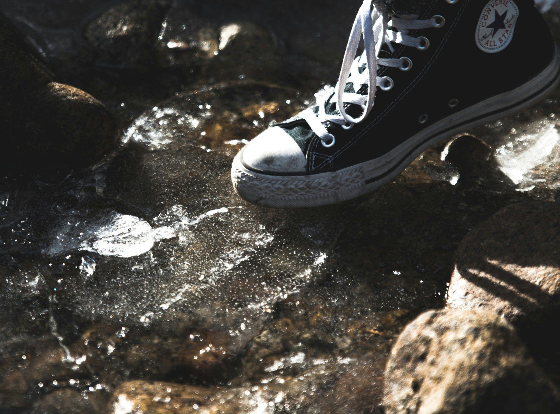 Lakier do włosów na buty