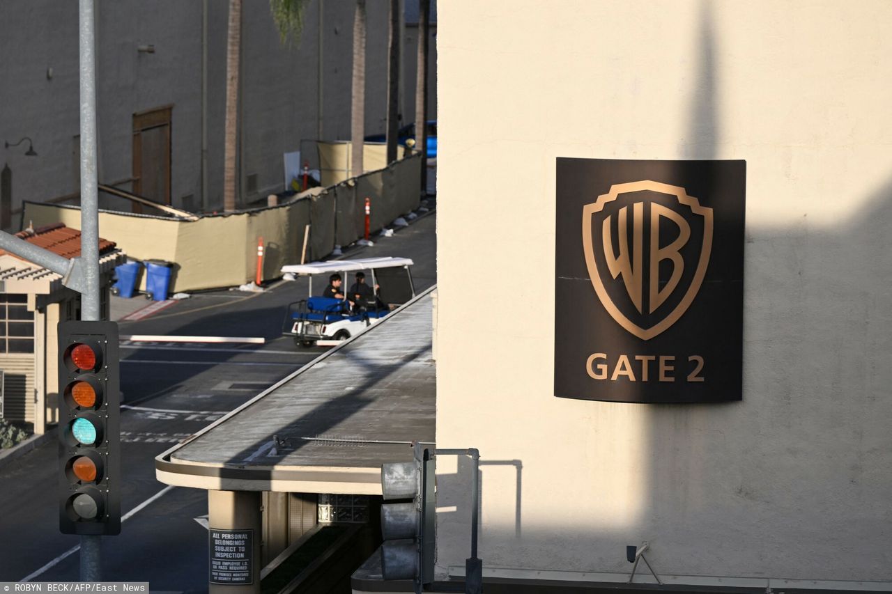 Trzy firmy chcą przejąć WarnerBros. Discovery. Co z telewizją TVN?