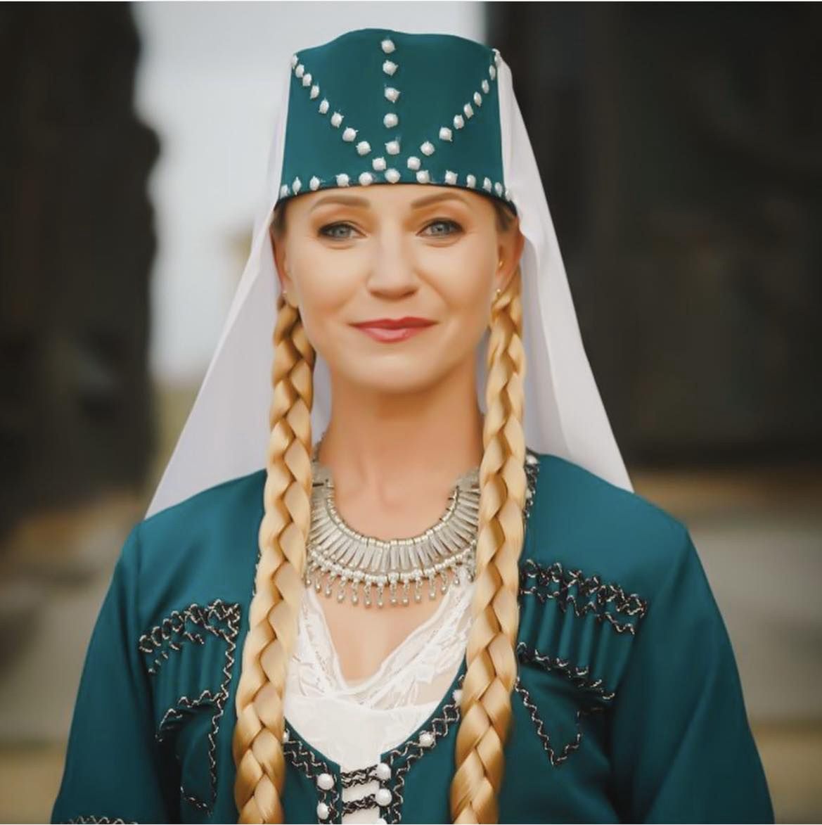 Daria Ładocha komentuje specyficzną relację Adama Zdrójkowskiego z ojcem w "Azja Express"