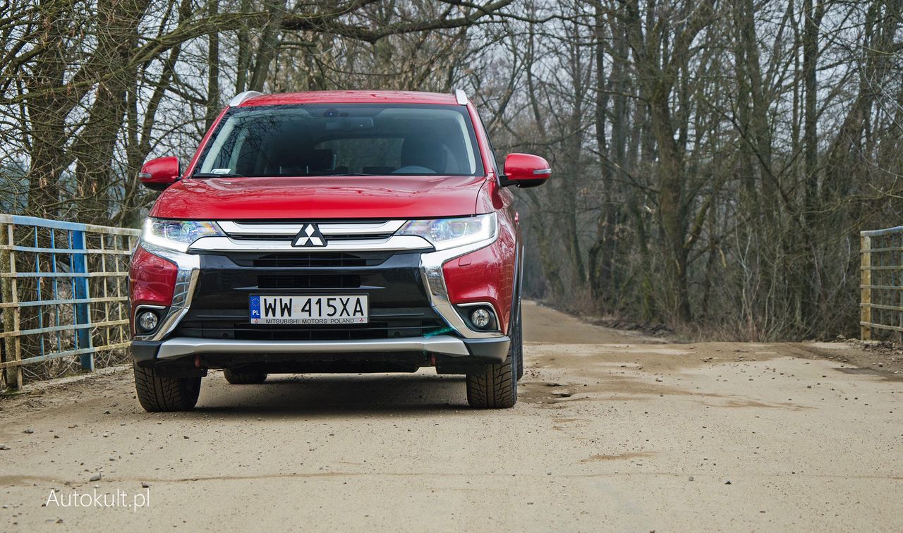 Nowy Mitsubishi Outlander 2.0 4WD CVT - zdjęcia