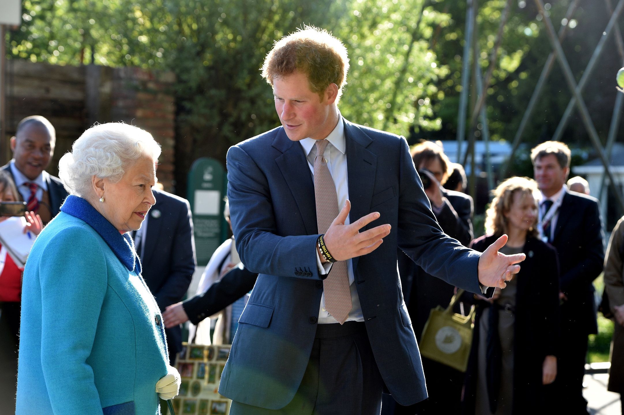 Rodzina królewska jest "zachwycona" narodzinami córki Meghan Markle i Harry'ego