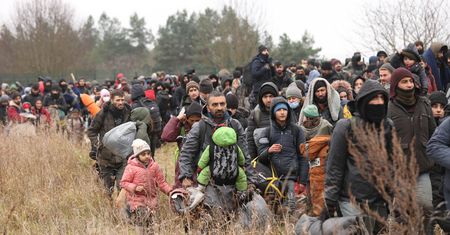 1000 euro zasiłku dla migrantów. Warunek: dobrowolny powrót do swojego kraju