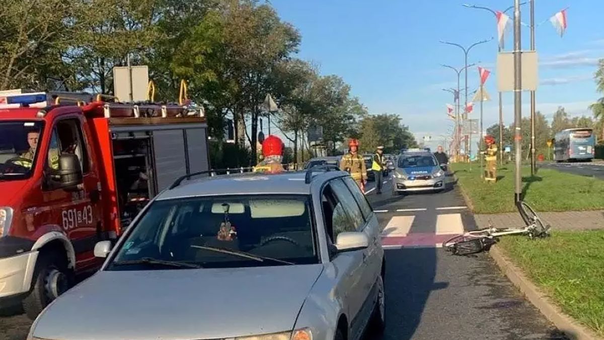 Czy to rowerzystka doprowadziła do groźnego zderzenia?