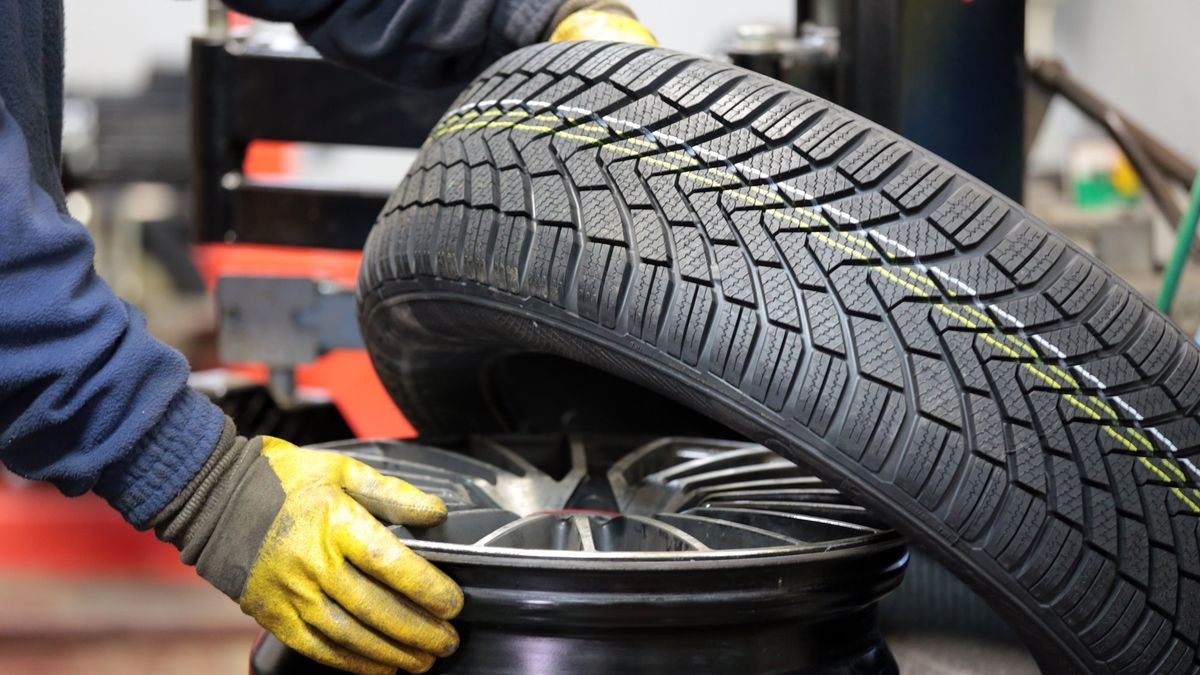 Etykiety informacyjne na oponach nie powiedzą nam wszystkiego o ogumieniu. Warto więc poznać wyniki testów