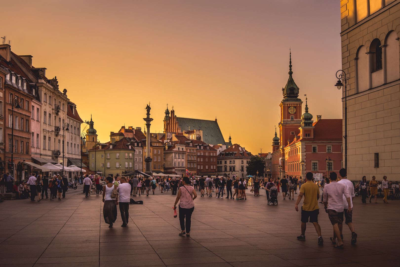 Pogoda w Warszawie. Prognoza na czwartek, 8 maja 2025. Dużo słońca i chłodny początek dnia