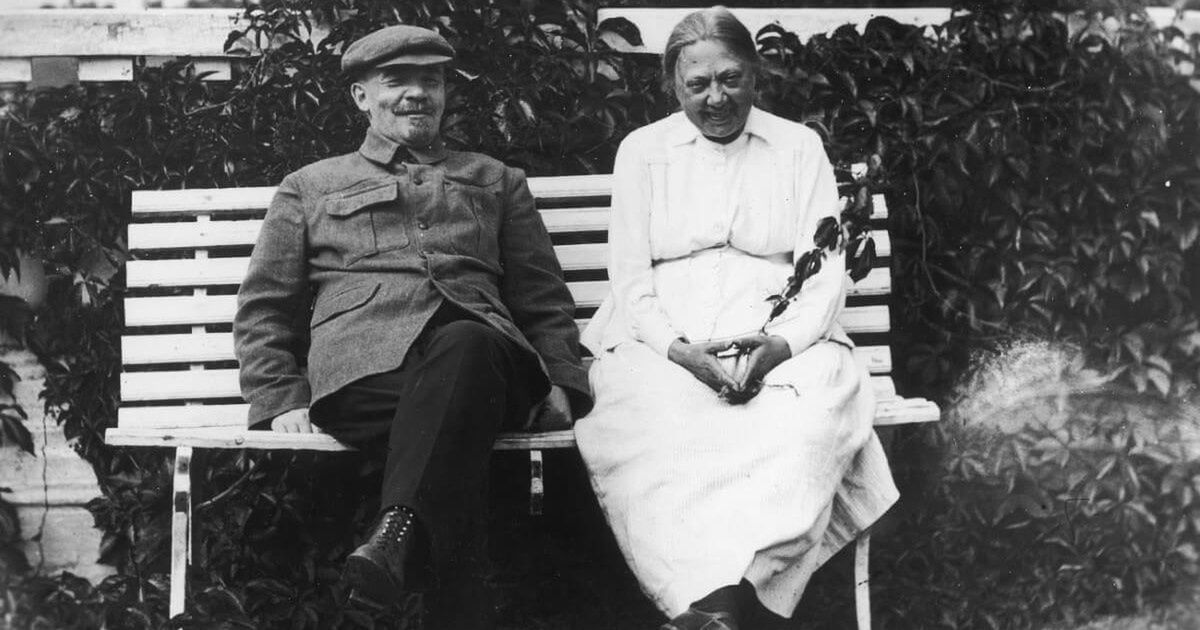 Nadieżda Krupska i Włodzimierz Lenin w 1922 roku