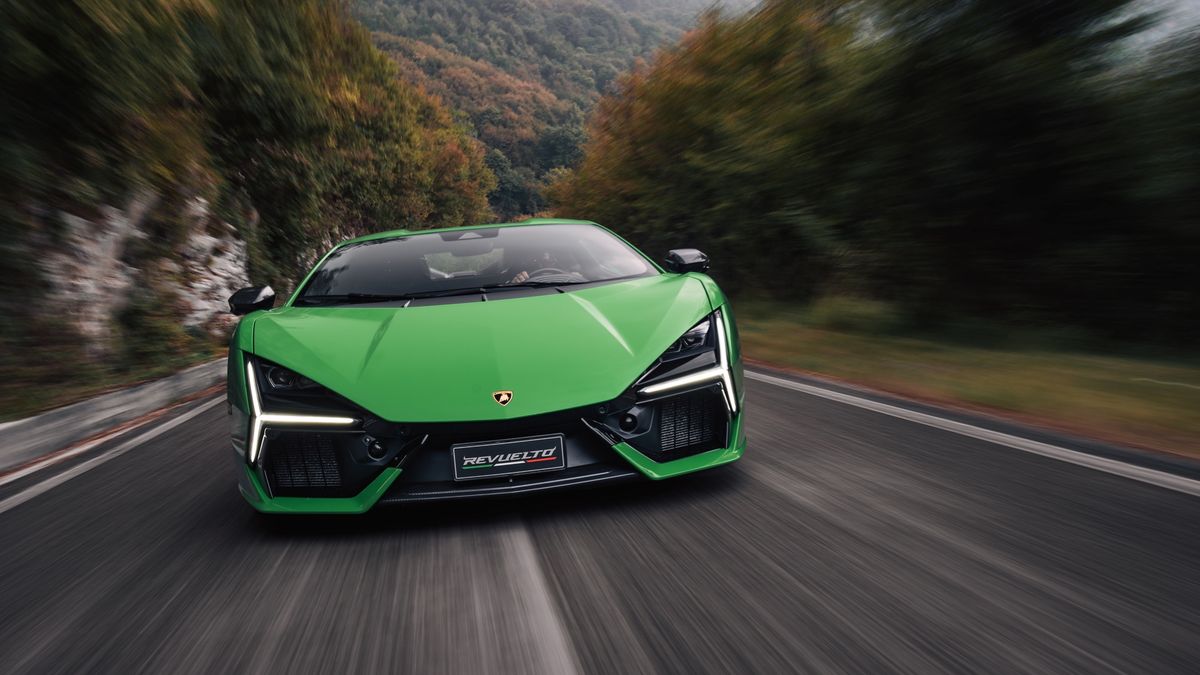 Lamborghini Revuelto w kolorze Verde Viper