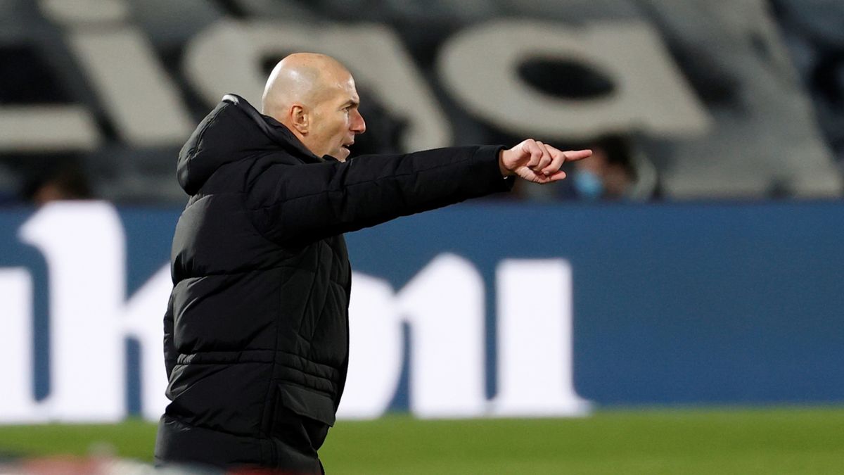 PAP/EPA / Chema Moya / Na zdjęciu: Zinedine Zidane