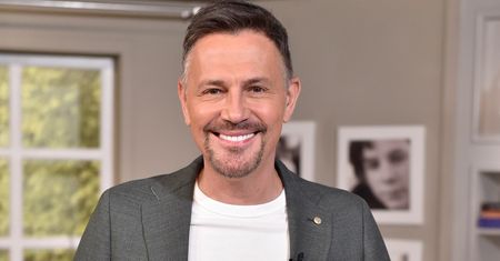 Krzysztof Ibisz pokazał dystans. Zamieścił mem z mamą