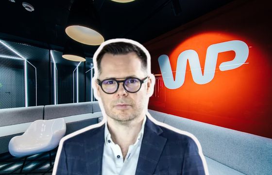 Wirtualna Polska z mniejszym zyskiem z mediów i subskrypcji. Turystyka ucierpiała przez wojnę