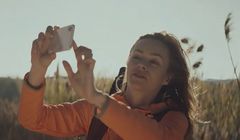 Spacer dzięki smartfonom promuje abonament dla dwóch osób w Orange (wideo)