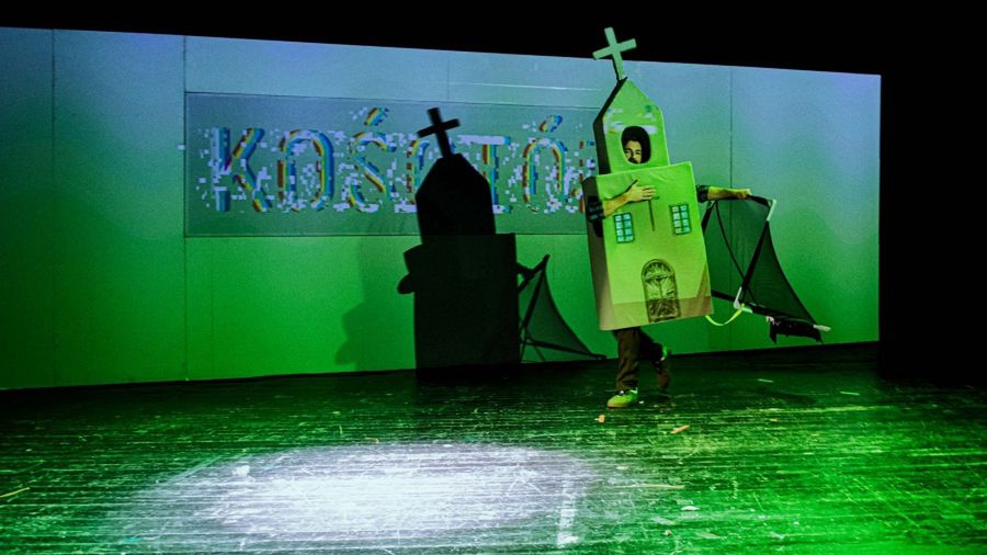 Sztuka "Radio Mariia" jest wystawiana na małej scenie Teatru Powszechnego w Warszawie