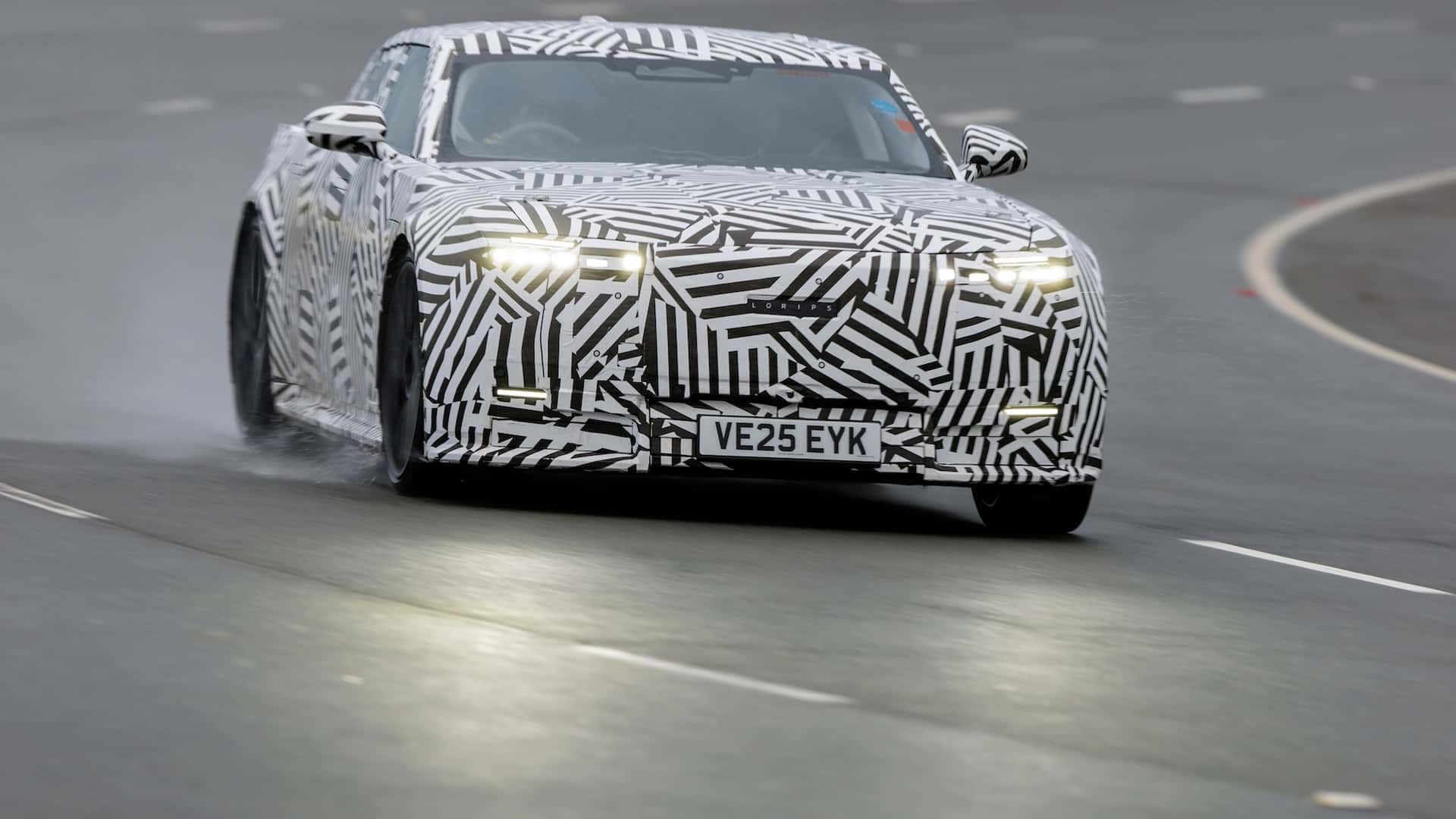 Nowy Jaguar podczas zimowych testów