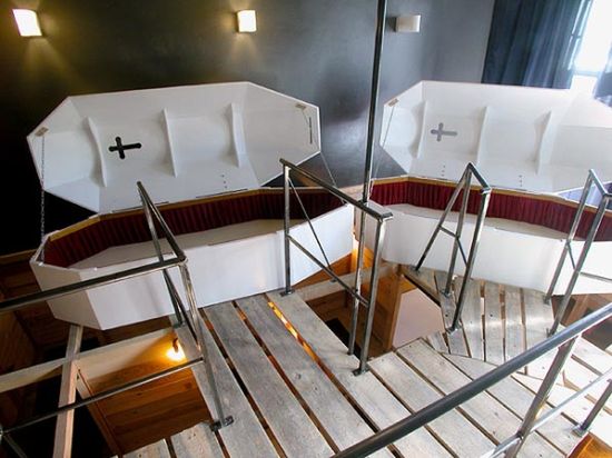 31 pokoi hotelowych. Każdy inny 2