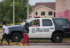 USA: kolejna noc starć w Milwaukee, 7 policjantów rannych