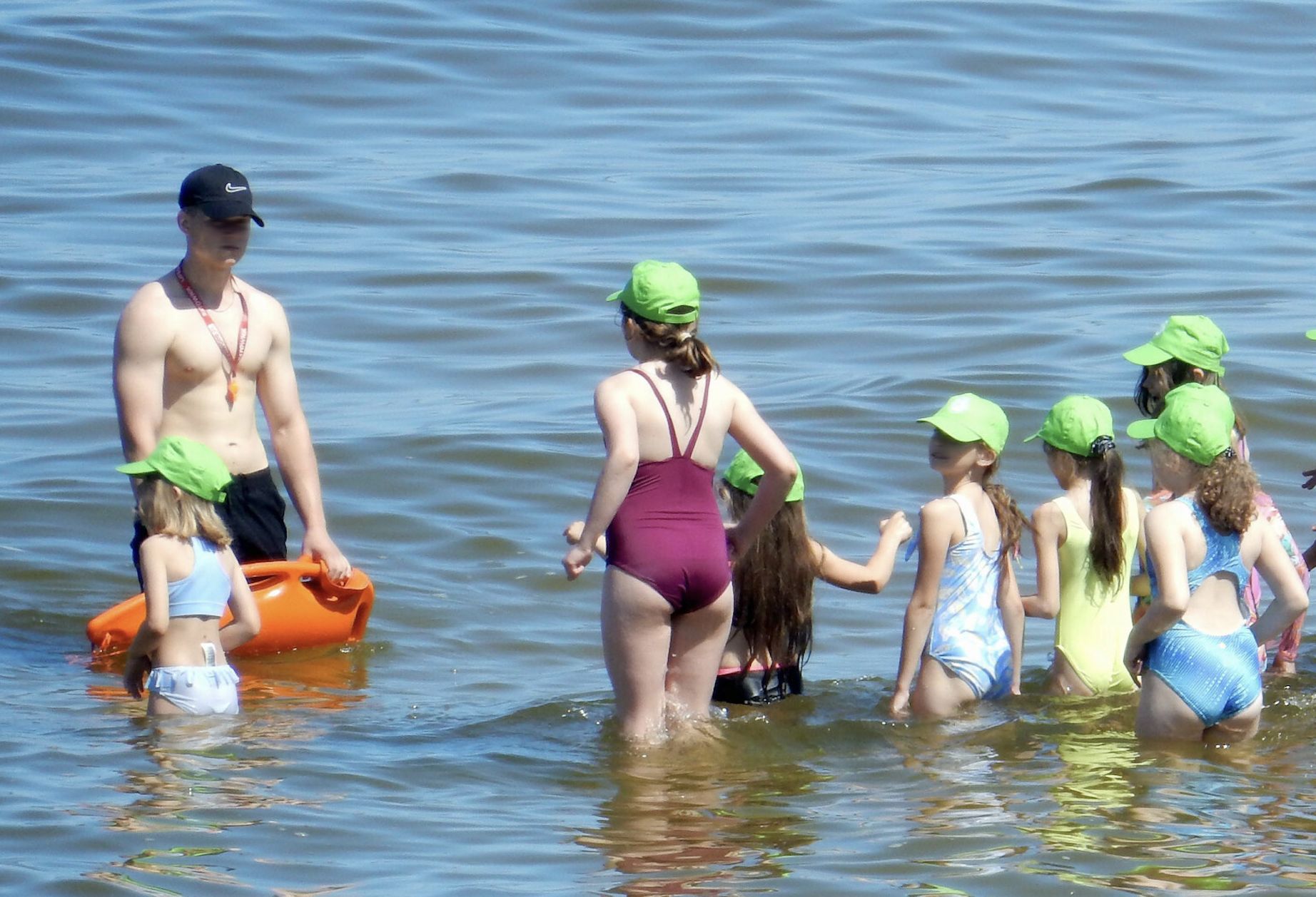 Koniec nocnych kąpieli. Zmieniają się zasady na obozach i koloniach