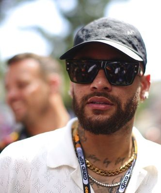 Neymar zamiast imprezy mistrzowskiej wybrał... pokera!
