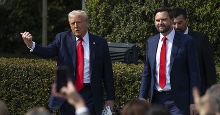 Trump mówi o "wojnie" i Chinach. Pekin ostrzega