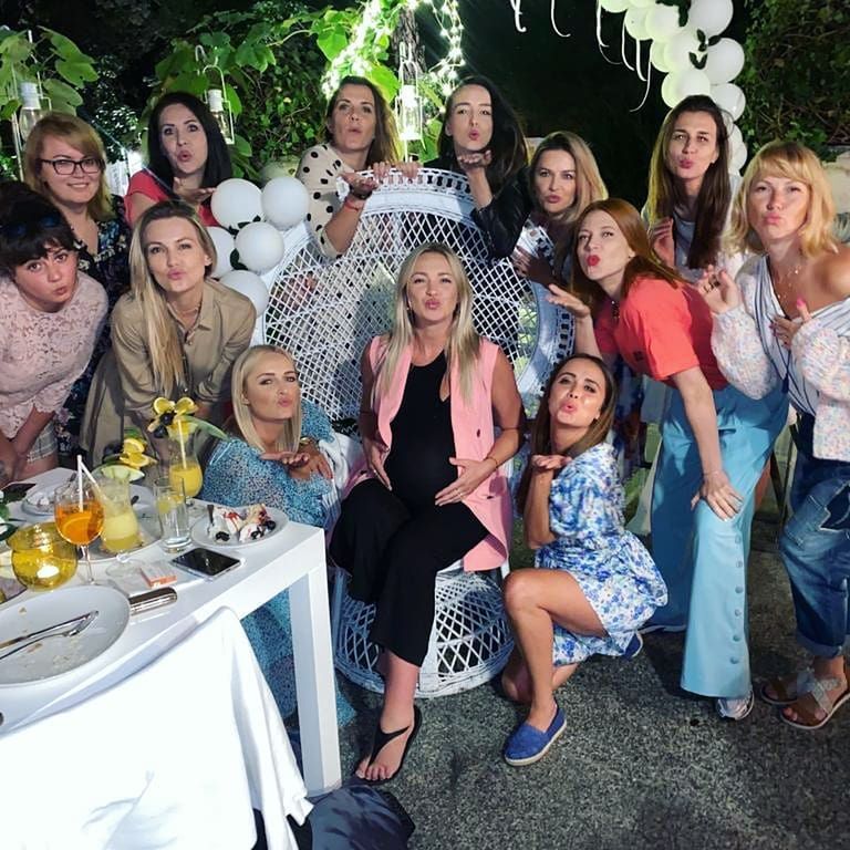 Barbara Kurdej-Szatan i jej goście na baby shower