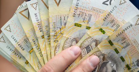 Tej grupie ZUS wypłaci 3,5 tys. zł. Jakie dokumenty należy złożyć?