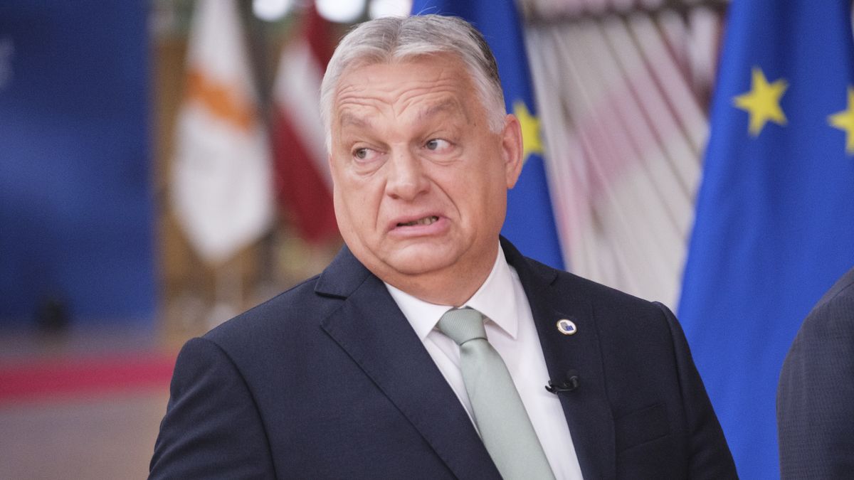European Council Convenes In Brussels
BRUSSELS, BELGIUM - JUNE 26: Hungarian Prime Minister, leader of the right-wing populist Fidesz Viktor Orban talks to media prior the start of an EU Leader summit in the Europa building, the EU Council headquarter on June 26, 2025 in Brussels, Belgium. Leaders from the European Union are meeting in Brussels to discuss the ongoing conflicts in Ukraine and the Middle East, as well as migration and European defence and security. (Photo by Thierry Monasse/Getty Images)
Thierry Monasse
summit, brussels, far-right, right-wing populism, illiberal, defence, national conservatism, euroscepticism, european summit, viktor orbán