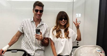 Anna Lewandowska już zagłosowała. Zrobiła sobie selfie w lokalu wyborczym