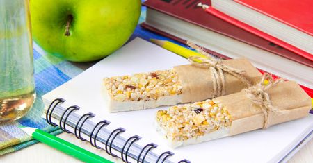 Batoniki muesli z bakaliami